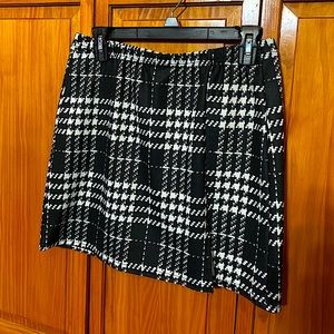 SHEIN black & white plaid mini skirt